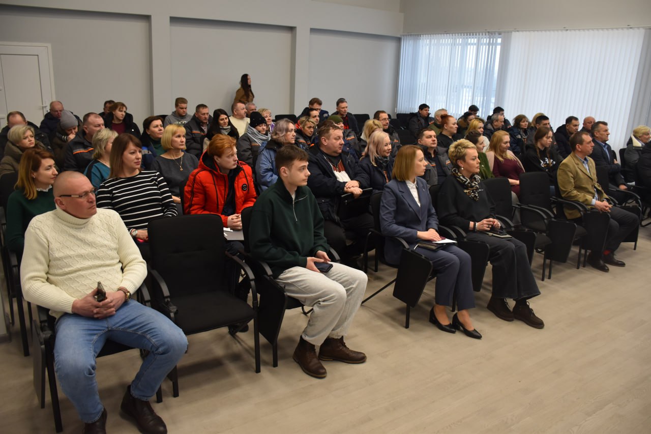 В рамках Единого дня информирования, районная информационно-пропагандистская группа провела встречу с трудовым коллективом ОАО «Лидагропроммаш».